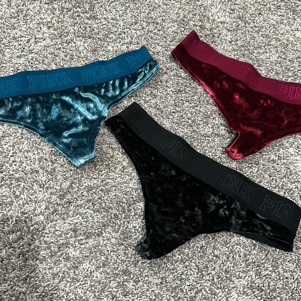 NWOT Velvet VS PINK thongs